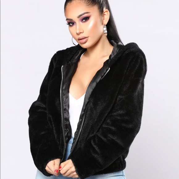 Fashion Nova Sweaters - Black fur velvet fashion Nova jacket sweater 😍❄️